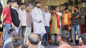 डॉ. संदीप सौरभ - आवागमन से आत्मनिर्भरता तक  पालीगंज के हर गाँव तक पहुँचेगी तरक्की की सड़क