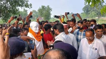 डॉ. संदीप सौरभ - महात्मा गांधी जयंती: सत्य, अहिंसा और गरीबों के लिए असली राष्ट्रभक्ति का संदेश