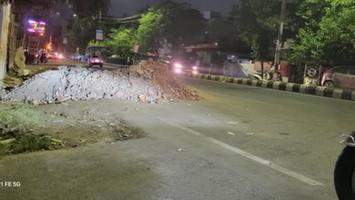 दिलीप श्रीवास्तव - इंदिरानगर, लखनऊ में सड़क और सफाई व्यवस्था पर चिंता बढ़ी
