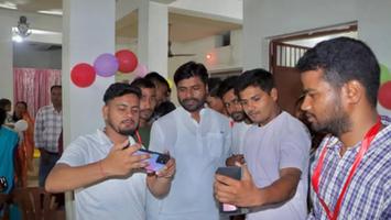 डॉ. संदीप सौरभ - प्रतिभा सम्मान एवं युवा संवाद” में प्रतिभाओं का सम्मान, शिक्षा और समर्पण को सलाम