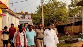 डॉ. संदीप सौरभ - हरिरामपुर गाँव का दौरा: ग्रामीणों से संवाद तिलक समारोह में सहभागिता और विकास