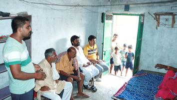 डॉ. संदीप सौरभ - दर्दनाक सड़क हादसे में जानपुर निवासी की मृत्यु, परिजनों से की मुलाकात