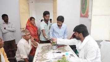 डॉ. संदीप सौरभ - पालीगंज में जनता की आवाज़ का सम्मान, सबरी भवन में जनसुनवाई का क्रम जारी