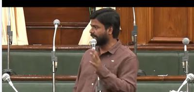 डॉ. संदीप सौरभ - बिहार के युवाओं की पुकार अब पेपर लीक नहीं  चाहिए नौकरी और न्याय!