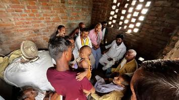 डॉ. संदीप सौरभ - सोरमपुर में ट्रेन हादसे में दर्दनाक मौत पर शोक संवेदना और मृतक परिवार को मुआवज़ा देने की मांग