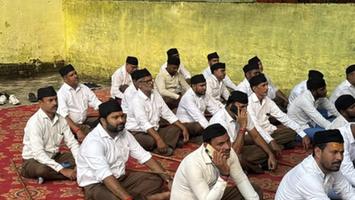 सूर्यमुनि तिवारी -  टांडा कलां में शस्त्र पूजन और पथ संचलन का प्रेरणादायक आयोजन