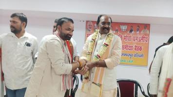सचिन राम - मुजफ्फरपुर में भाजपा अनुसूचित जाति मोर्चा के राष्ट्रीय अध्यक्ष श्री लाल सिंह आर्य जी का स्वागत