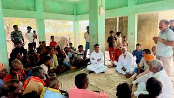 सूर्यमुनि तिवारी - गाँव-गाँव में गूंजा विश्वास और सुशासन का संदेश एनडीए की विजय का संकल्प