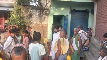 डॉ. संदीप सौरभ - पालीगंज क्षेत्र के शोक संतप्त परिवारों से मुलाक़ात एवं सहायता का आश्वासन