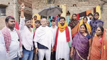 डॉ. संदीप सौरभ - गाँव-गाँव जनसंपर्क अभियान: महागठबंधन के समर्थन में मतदान की अपील