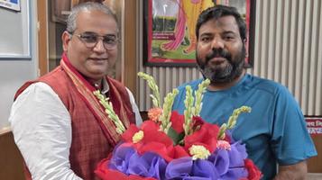 स्वास्थ्य लाभ की शुभकामनाएँ: प्रवीण निषाद जी से आत्मीय मुलाकात
