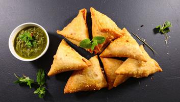 Fusion Frenzy: Trying Out World-Inspired Samosas (Mexican, Middle-Eastern, Indo-Chinese & More)