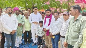 मल्हारगढ़ विधानसभा क्षेत्र: परिवार जनों के बीच आत्मीय संवाद और स्नेहपूर्ण मिलन