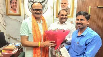 माननीय उपमुख्यमंत्री श्री बृजेश पाठक जी को जन्मदिन की हार्दिक शुभकामनाएँ