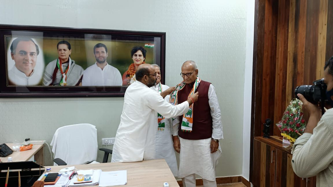 -नवंबर, 2019 के दौरान उत्तर प्रदेश में कांग्रेस से निकाले गए पार्टी के वरिष्ठ नेताओं की घर वापसी शुर