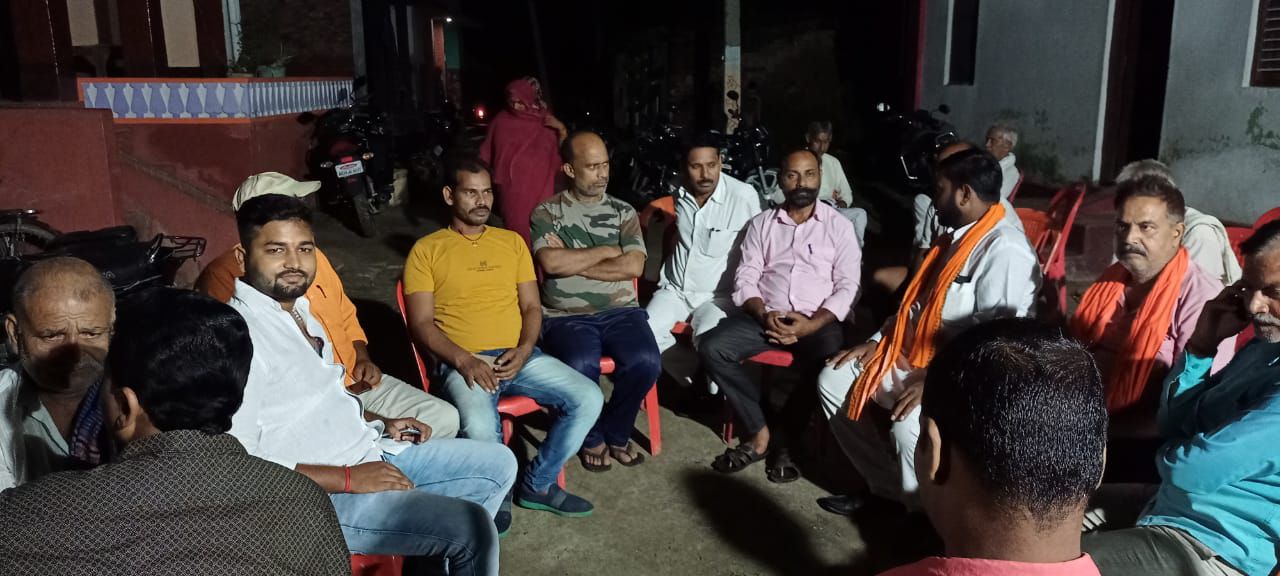 -107 दारौली विधानसभा केंद्र में डॉक्टर बृजेश के माता जी के श्राद्ध कार्यक्रम में बीजेपी के दिग्गज ने