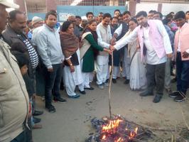 कार्यकर्ता सम्मेलन में नम आँखों से दी गयी शहीद जवानों को श्रद्धांजलि