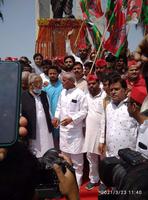 राम मनोहर लोहिया की 111वीं जयंती पर समाजवादी कार्यकर्ताओं ने किया नमन