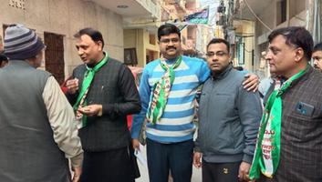 एडवोकेट जेपी शर्मा - पालम विधानसभा के अंतर्गत इंदिरा पार्क में जनसंपर्क