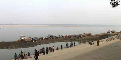 गंगा नदी और गीता – गंगा कहती है - जल संरक्षण तकनीक के सिद्धांतो का क्रियान्वन न होना, गंगा की समस्या है. अध्याय 17, श्लोक 5 (गीता : 5)