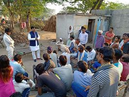ग्राम सेमला कलां (राजस्थान-भरतपुर विधानसभा) में नुक्कड़ सभा को संबोधन