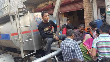 एडवोकेट जेपी शर्मा - सेक्टर 1 द्वारका में पानी की किल्लत बन रही आपसी संघर्ष का कारण