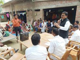 सपा को विजयी बनाने के लक्ष्य से जैदपुर के पाराकुंवर गांव में की नुक्कड़ सभा