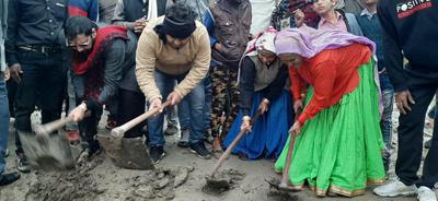 काली नदी पुनरुद्धार कार्यक्रम को बल देने आई शूटर दादियां