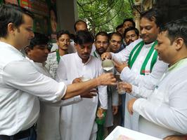 शराब छोड़ो, दूध पियो अभियान में दिल्ली की सार्थक पहल