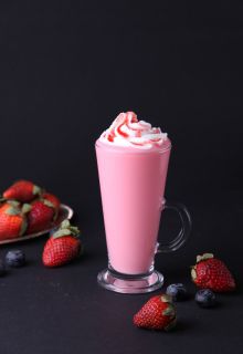 Strawberry Ice Cream Shake (Small)