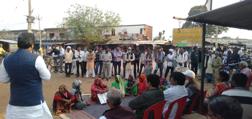 -मिर्जापुर की मडिहान विधानसभा चुनावों के अंतर्गत युवा जदयू राष्ट्रीय अध्यक्ष श्री संजय कुमार जी ने आ