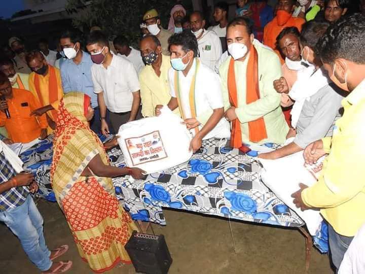-भारत सरकार के भारी उद्योग मंत्री चंदौली के लोकप्रिय सांसद डॉ महेंद्र नाथ पांडेय जी के दिशा निर्देश 
