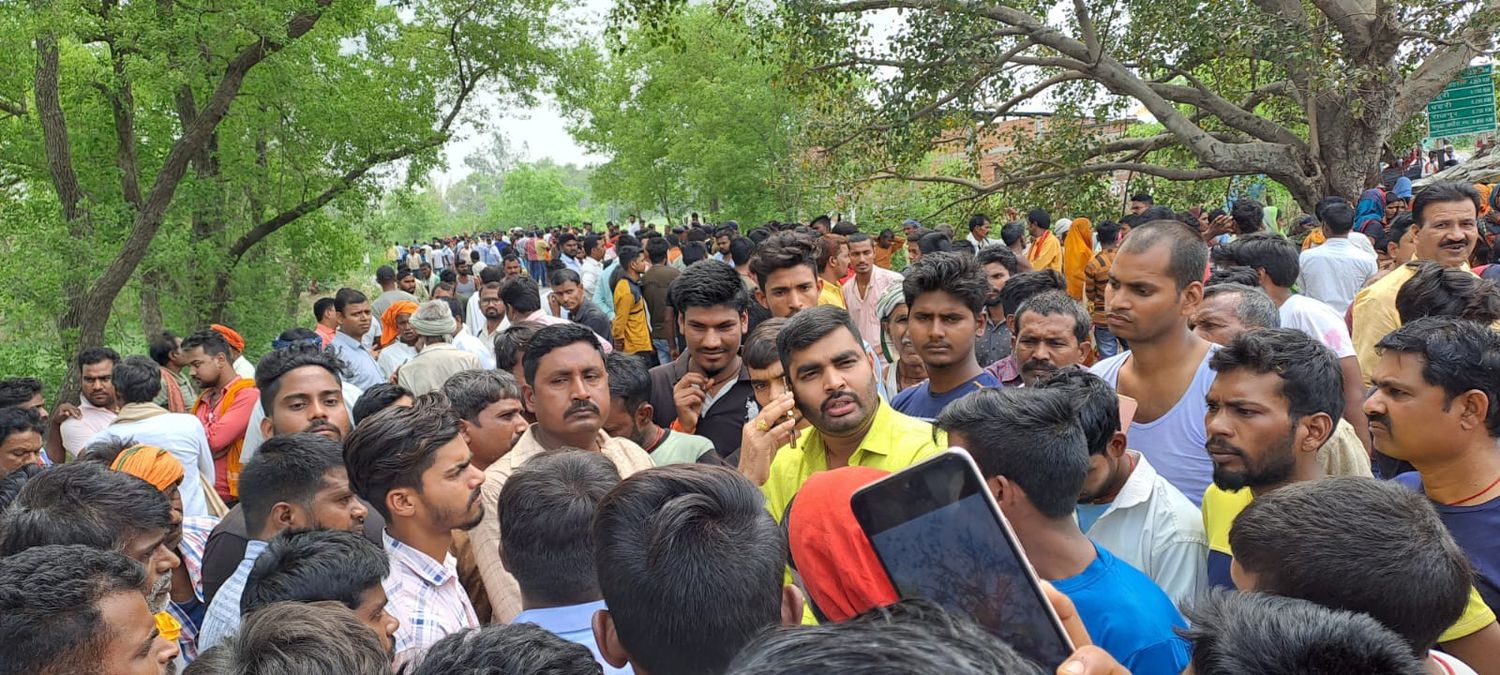 -भभुआ प्रखंड सोंनहन थाना अंतर्गत सेमरा गाँव के पास ओरा मोड़ पर सड़क दुर्घटना में गोडहन गाँव के किशोर 