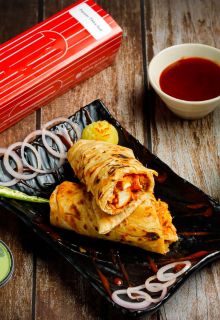 Chicken Makhni Roll