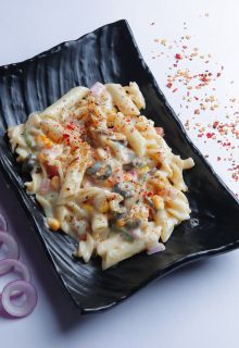 White Veg Penne Pasta