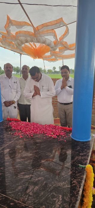 -आज भाजपा के प्रदेश मंत्री श्री डी पी भारती ने भारतीय बौद्ध महासभा, बरेली मंडल के अध्यक्ष श्रधेय राध