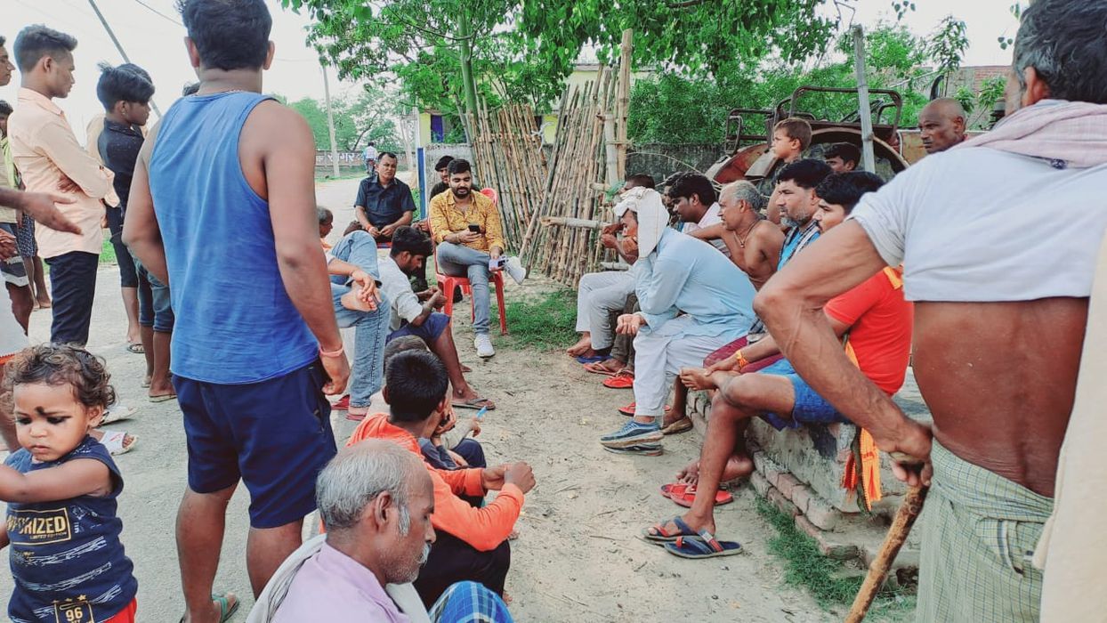 -"बिन पानी सब सून", और जब आग उगलते गर्मी के मौसम में पानी की सुविधा न हो, तो वहां का जनजीवन किस प्रक