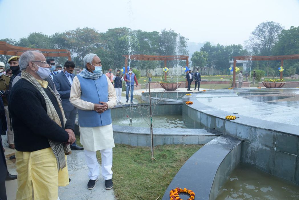 -आज मुख्यमंत्री नीतीश कुमार ने राजगीर स्थित पर्यावरण वन एवं जलवायु परिवर्तन विभाग के अंतर्गत सौंदर्य