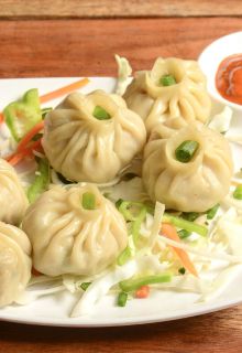 Veg Momos (Half)