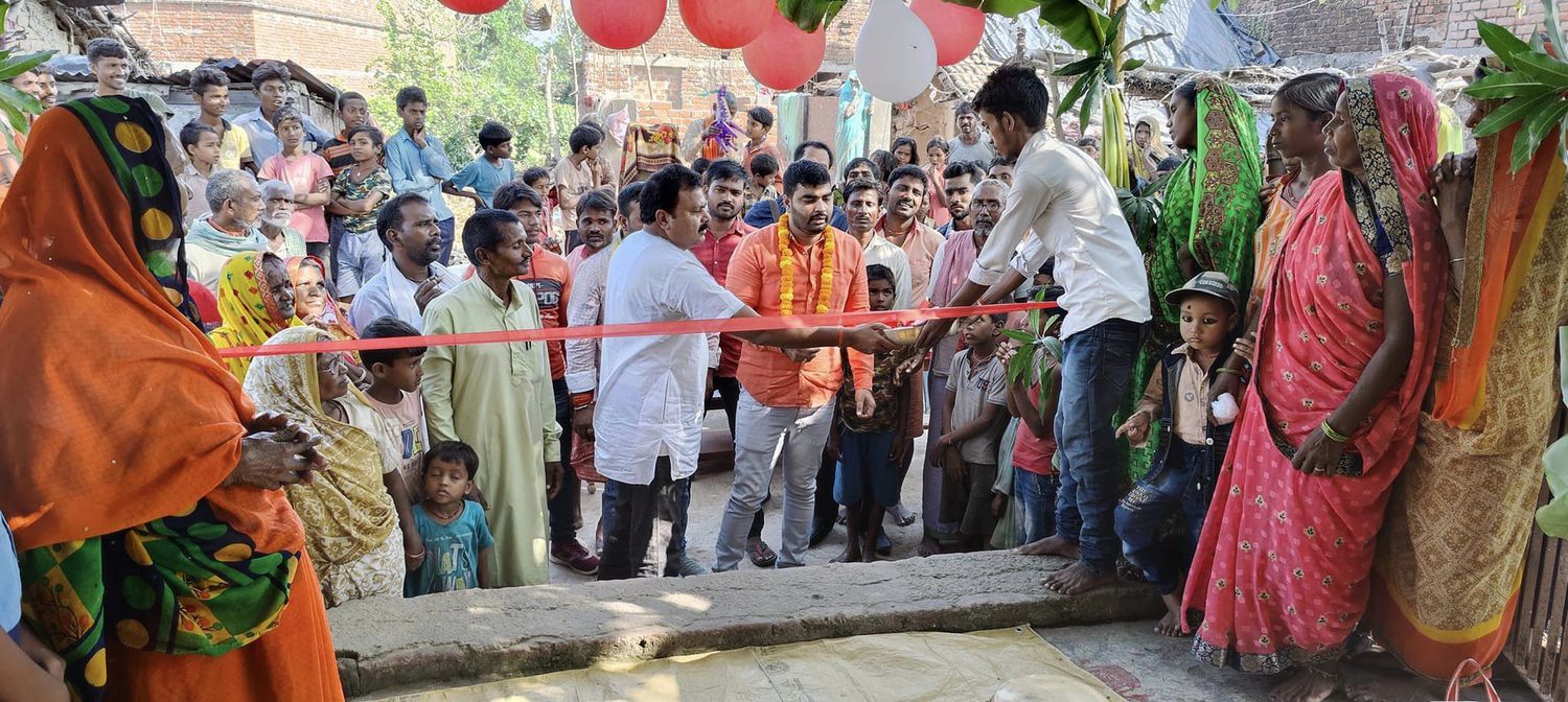 -भभुआ प्रखंड की सिवों पंचायत के हसनपुरा गांव में आज दीपावली के शुभ अवसर पर शिव चर्चा का आयोजन किया ग