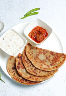 Aloo Pyaz Paratha (2) & Achaar, Dahi