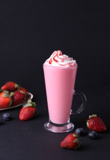 Strawberry Ice Cream Shake (Reg)