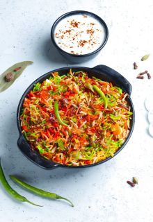 Soya Veg Biryani, Raita, Mint Chutney