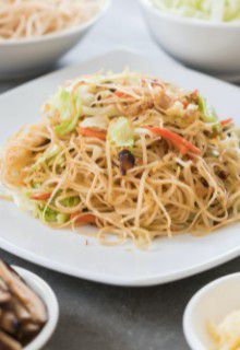 Chicken Chowmein (Half)