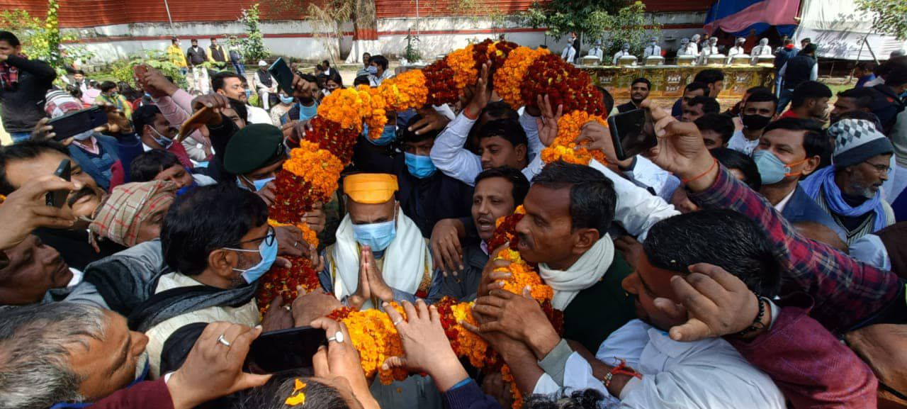 -संसद सत्र की समाप्ति के बाद पटना पहुंचे केंद्रीय इस्पात मंत्री श्री आरसीपी सिंह का भव्य स्वागत पार्