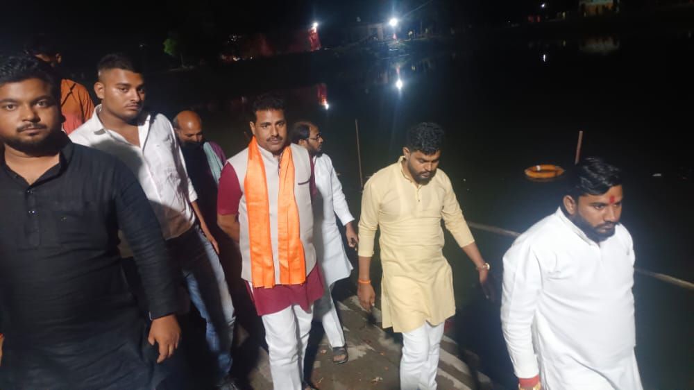 -आज भाजपा नेता सूर्यमुनी तिवारी (निवर्तमान प्रत्याशी, सकलड़ीहा विधानसभा क्षेत्र) ने अपनी विधानसभा सकल