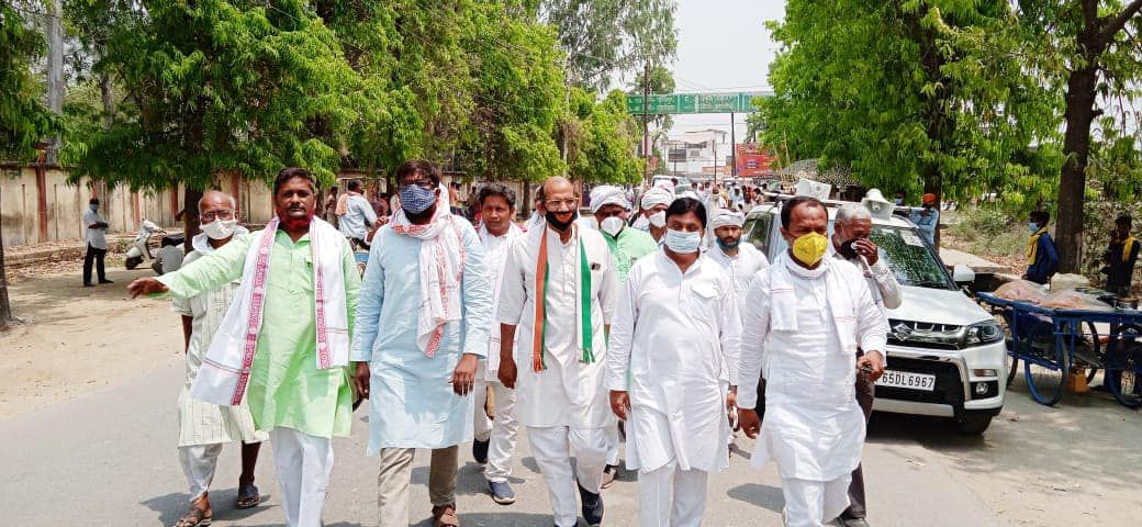 -अखिल भारतीय कांग्रेस कमेटी के महासचिव और उत्तर प्रदेश प्रभारी आदरणीय प्रियंका गांधी जी एवं उत्तर प्