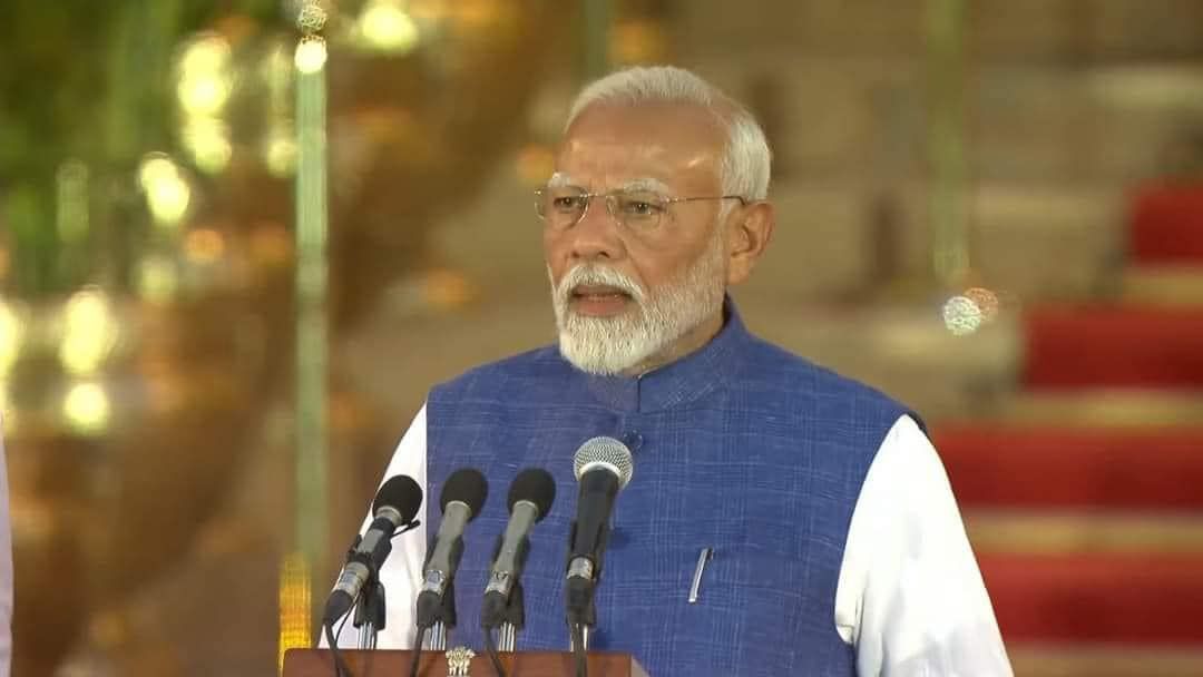 -प्रधानमंत्री श्री नरेंद्र मोदी जी ने रविवार को लगातार तीसरे कार्यकाल के लिए शपथ ली, जो एक असाधारण घ