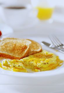 Bread Cheesy Omelette