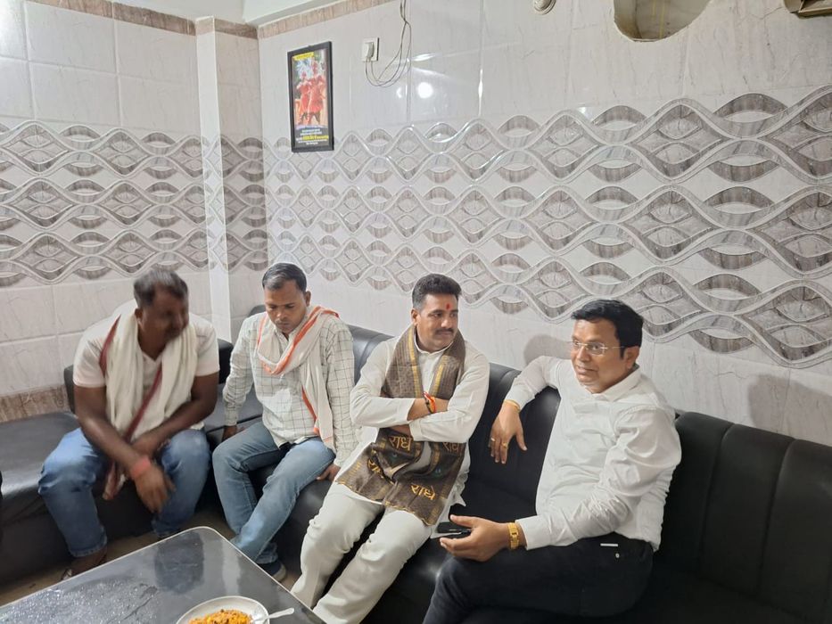 -आज भारतीय जनता पार्टी, उत्तर प्रदेश के संकल्पित एवं जुझारू नेता सह सकलड़ीहा विधानसभा से पूर्व भाजपा 